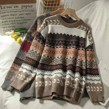 Women in Sweater Khaki art retro 2023 new fashion autumn and winter