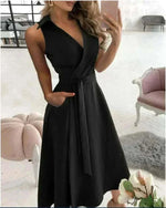 Women Wearing Black Pocket Midi Dress Casual.