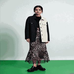 Women's Wearing Half Skirt Classic High Waisted