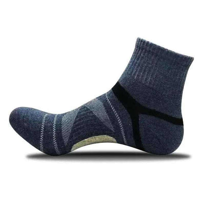 ANKLE LENGTH COMPRESSION SOCKS.