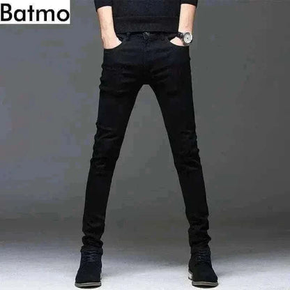 denim jeans for men-Black Ripped Jeans Casual Outfit.