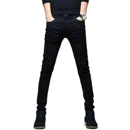 denim jeans for men-Black Ripped Jeans Casual Outfit.
