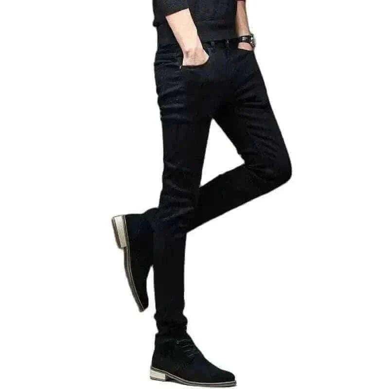 denim jeans for men-Black Ripped Jeans Casual Outfit.