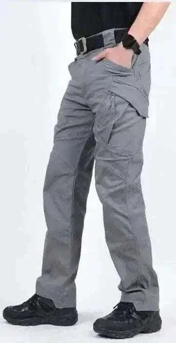 CARGO TACTICAL PANTS.