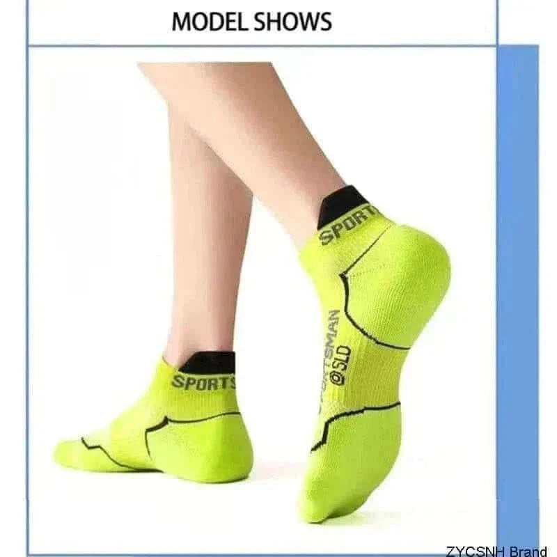 CASUAL COMPRESSION SOCKS.