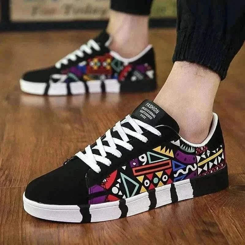 GRAFFITI LACE-UP SNEAKERS.