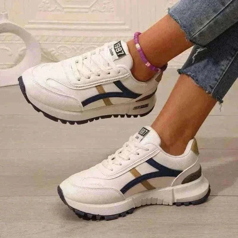 new Breathable Casual Lace Up Sport Shoes for Women Outdoor Fashion Comfortable Tennis Casual Sneakers Women.