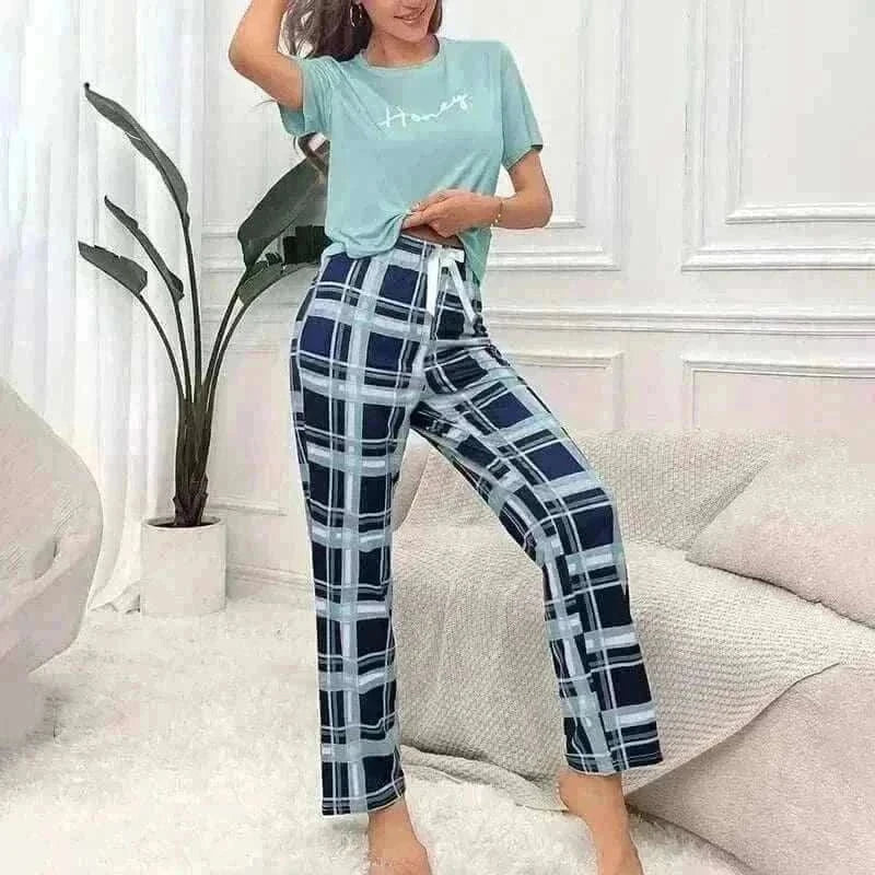 Women's Pajamas Set Casual Home Clothes Soft Comfortable Crew Neck T-Shirt & Plaid Pants.